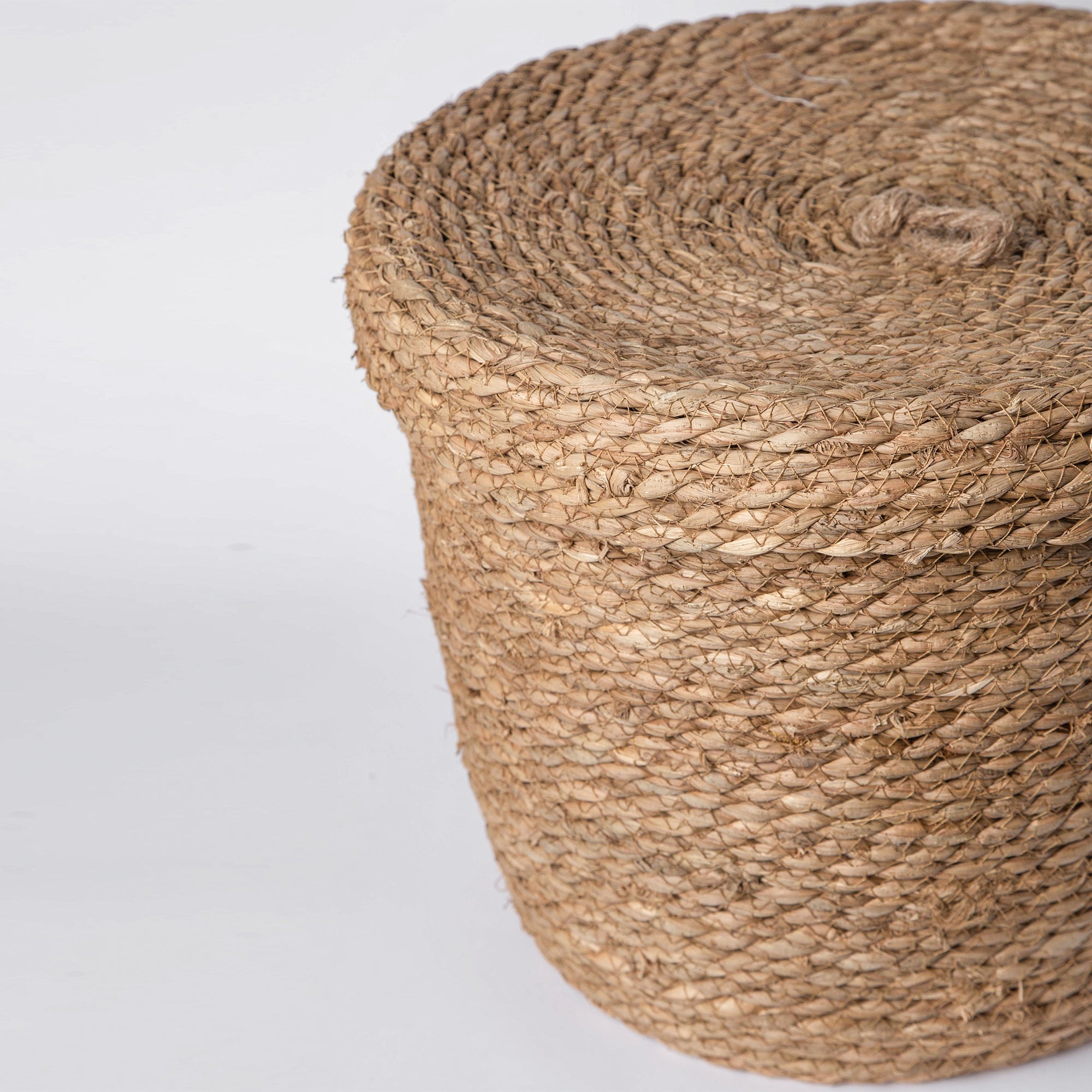 Seagrass Basket with lid
