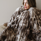 DOUBLE RUCHED FAUX FUR THROW BLANKETS