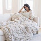 DOUBLE RUCHED FAUX FUR XL THROW BLANKETS